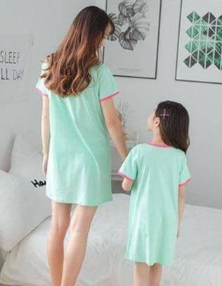 Chemise de Nuit Licorne Mère/Fille - Une Licorne