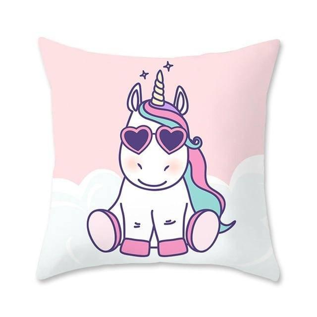 Housse de Coussin<br> Licorne Assise - Une Licorne